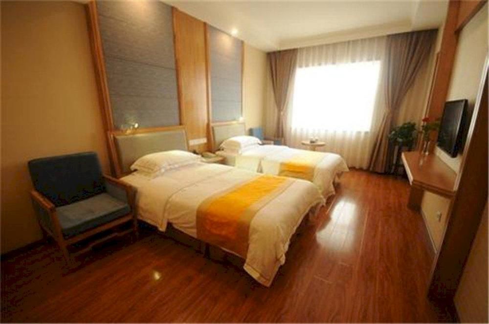 Tianhu Hotel Чэнду Экстерьер фото